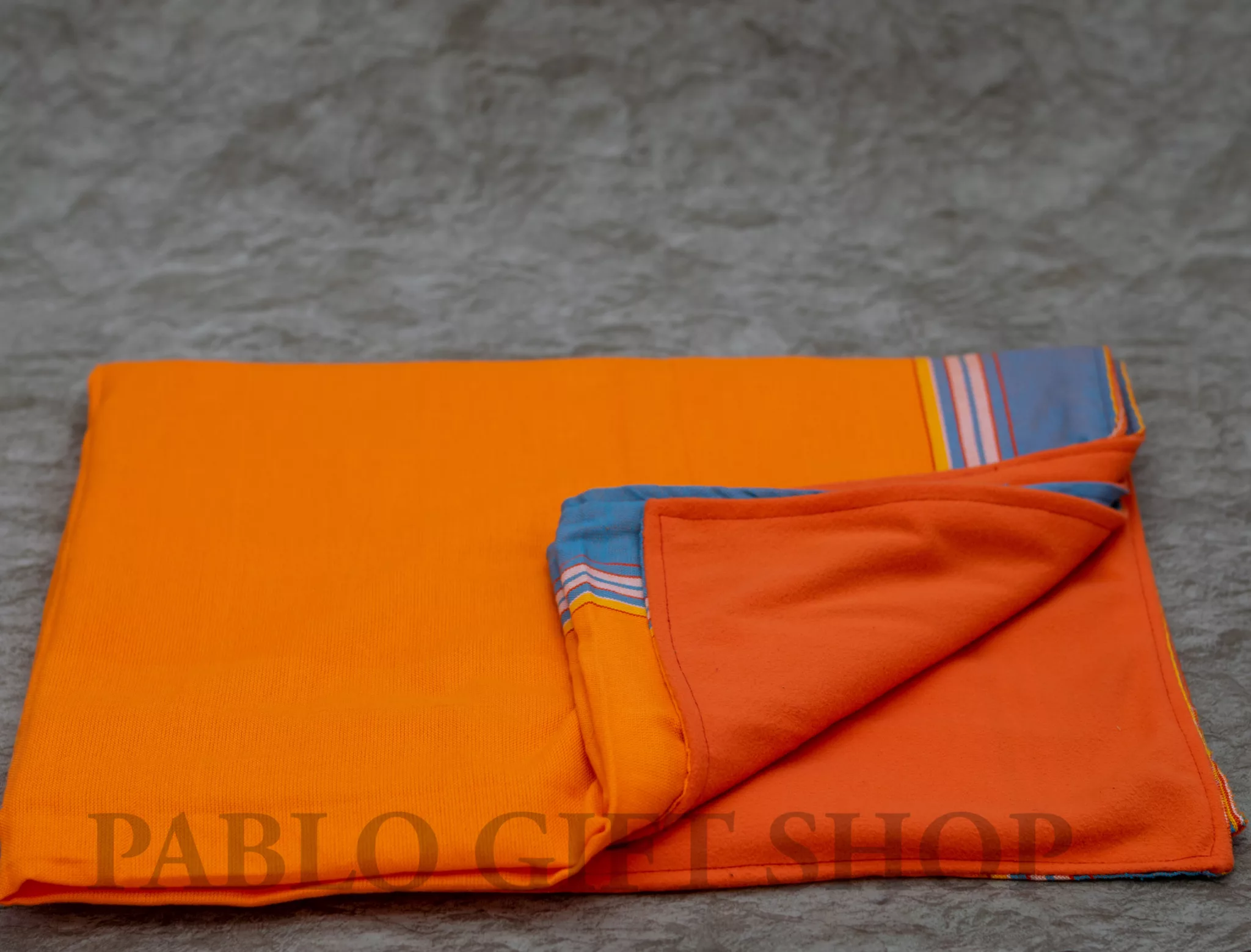 Kikoi shuka with fleece blanket