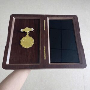 Luxury Wooden Award Plaques with Gold Medals