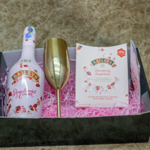 Baileys Strawberries & Cream Gift Set