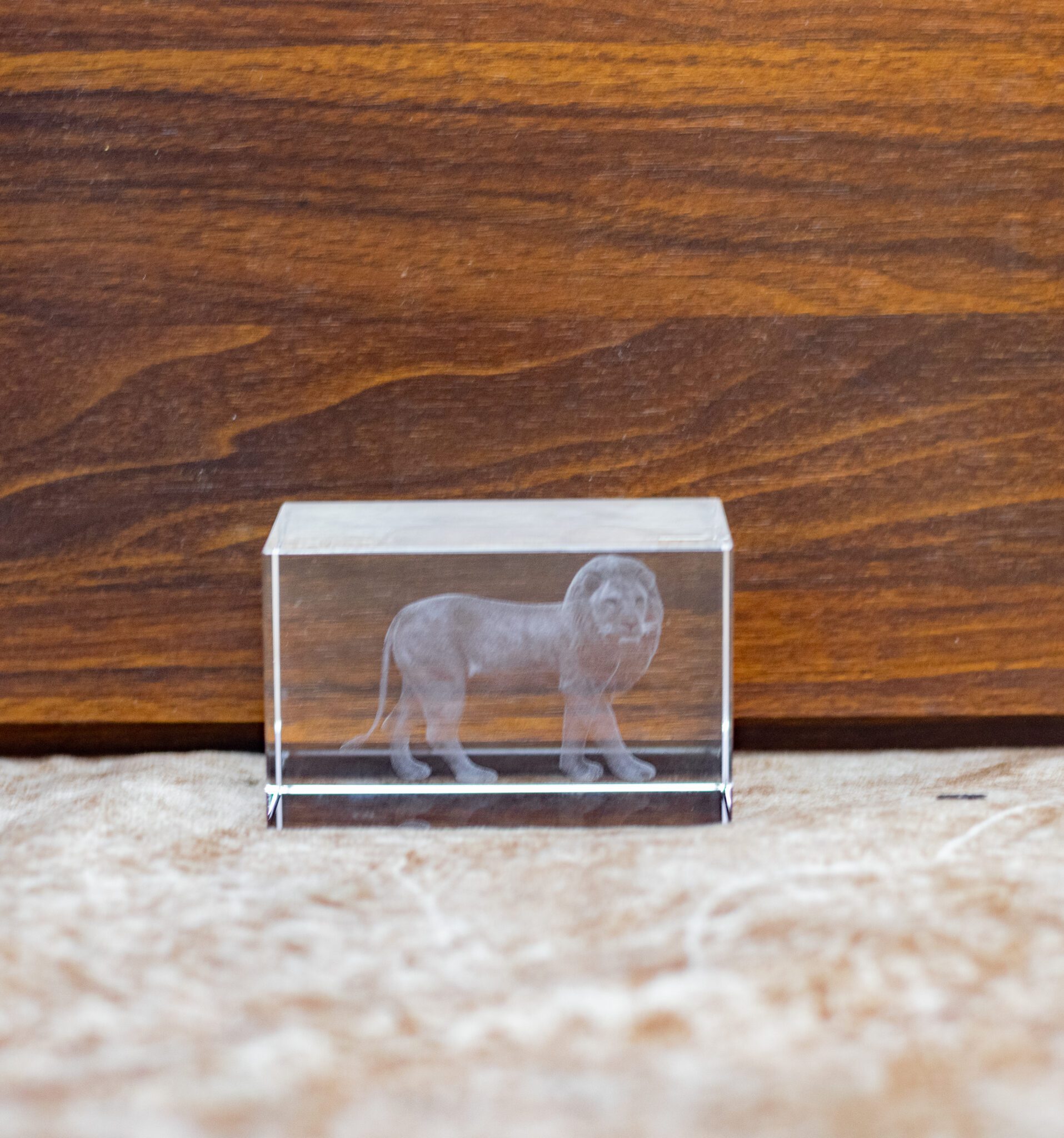 3D Laser-Etched Crystal Lion