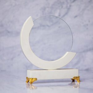 White Throne Award – A Symbol of Prestige and Excellence