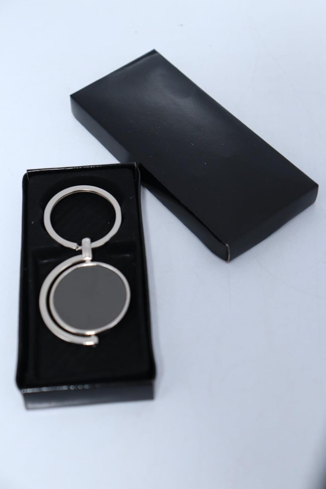 Rotating Chrome Circular Keychain