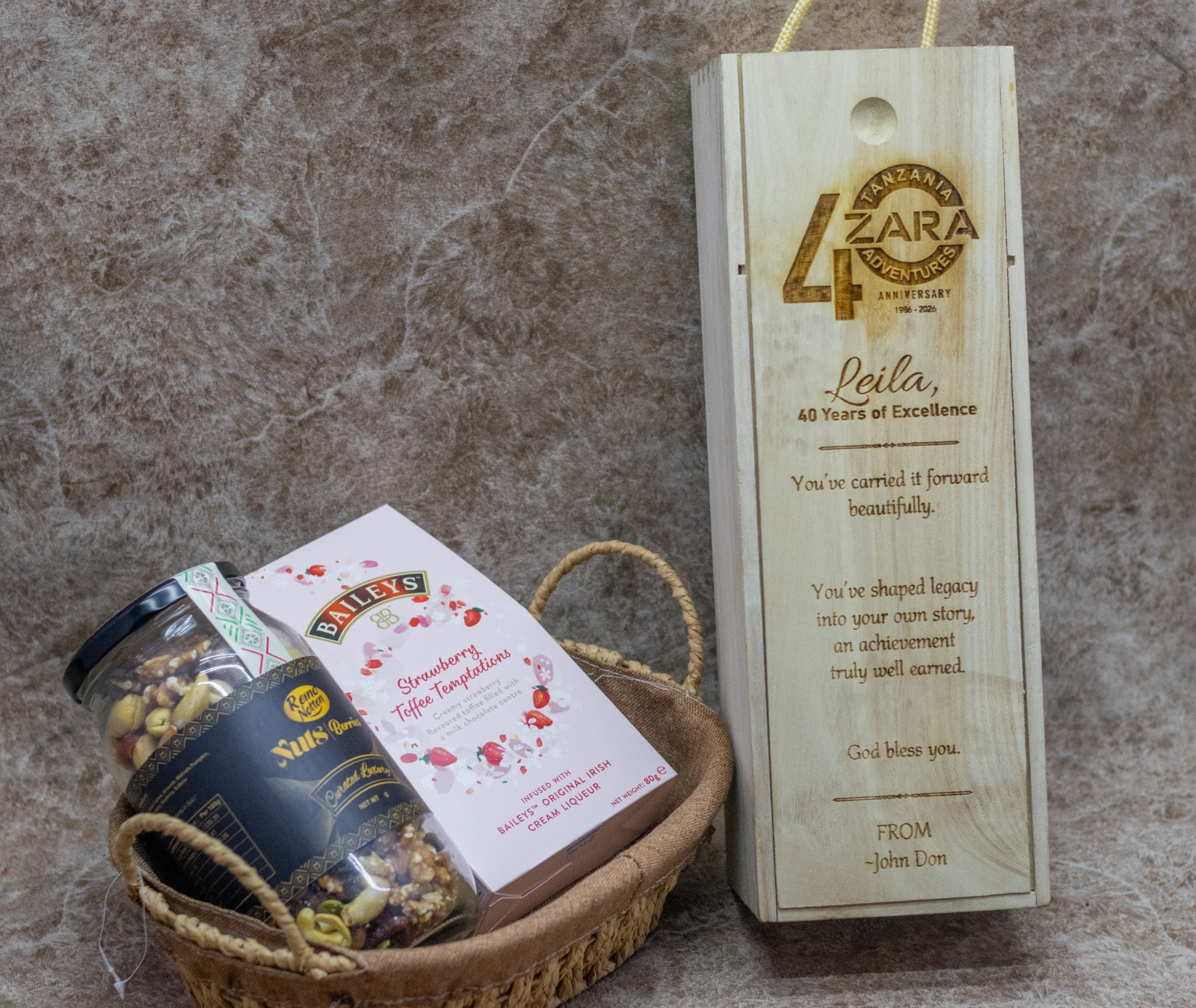 Personalized Luxury Corporate Gift Hamper