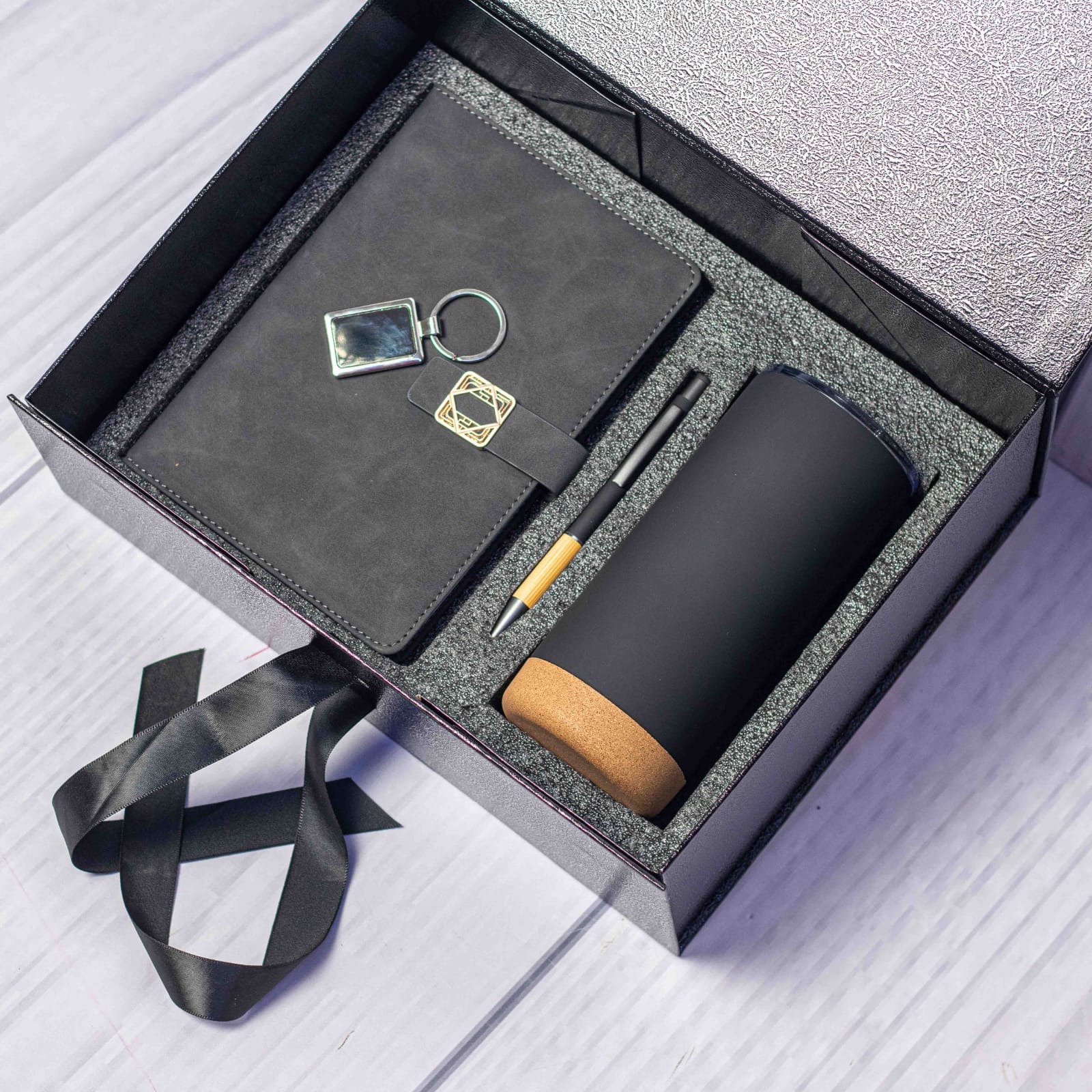 The Vanguard Elite Gift Set